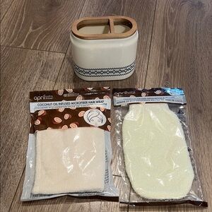 Cream and Brown Bathroom Set